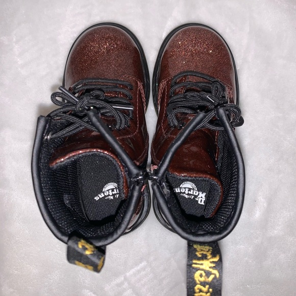 Girls kids 1460 Glitter Dr. Martens Boots - Picture 5 of 6